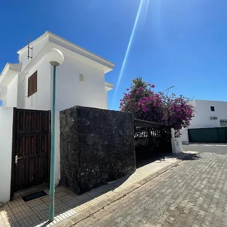 Villa Siroi, Puerto Del Carmen, Heated Pool, 10mn From The Sea Puerto del Carmen (Lanzarote)